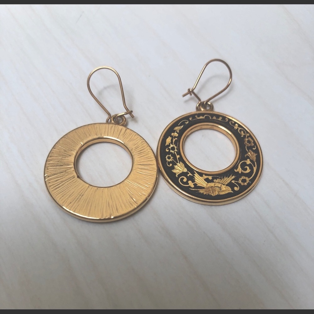 Gold Etched and Black Inlay Earrings - Picture 2 of 3